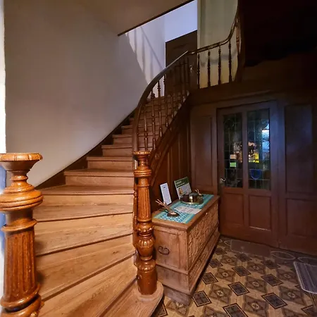 Semesterbostad Alte Herrenhaus Auf Dem Bio-bauernhof