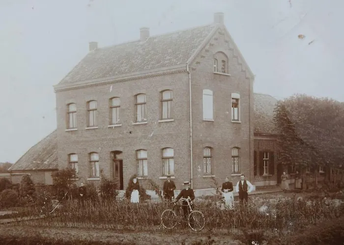 度假居 Alte Herrenhaus Auf Dem Bio-bauernhof 凯沃拉尔